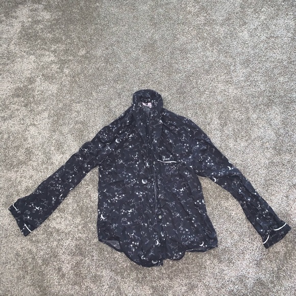 Victorias Secret Dark Gray Button Down Top size S - Picture 4 of 11